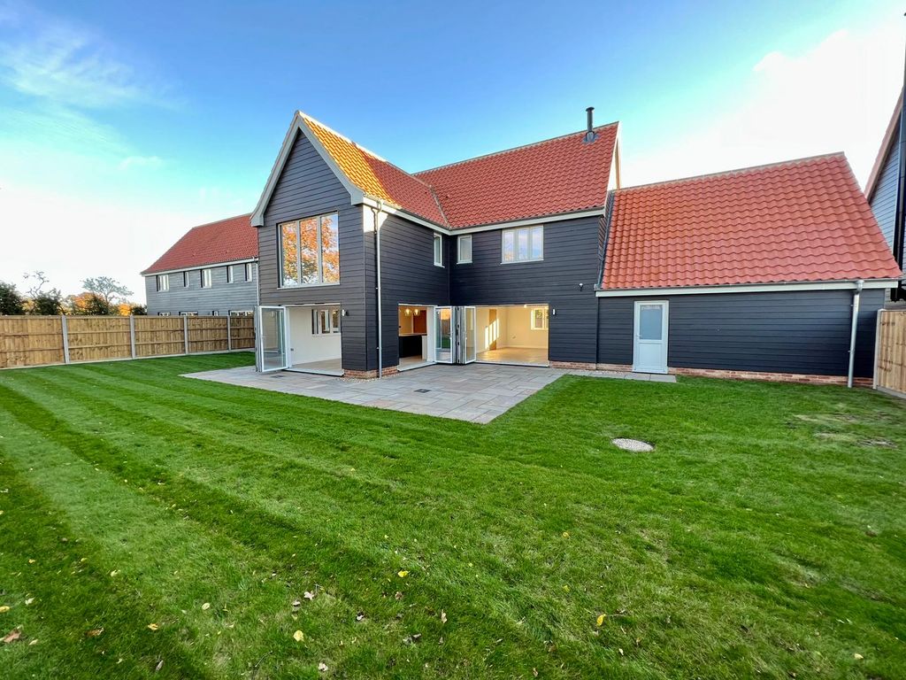 New home, 5 bed detached house for sale in Smallworth, Garboldisham, Diss IP22, Diss,, £750,000