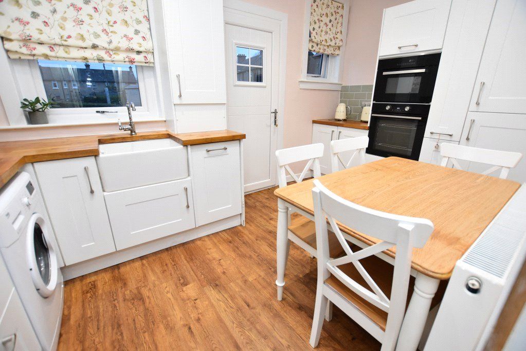 3 bed semi-detached house for sale in Loanhead Avenue, Renfrew, Renfrewshire PA4, £169,995