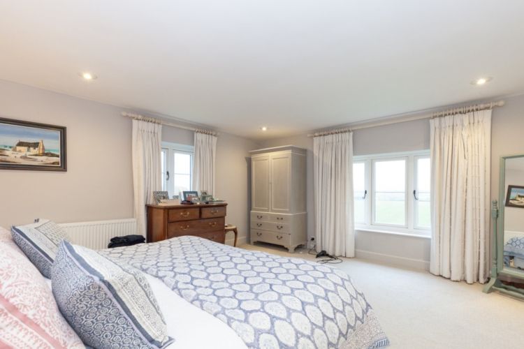 6 bed detached house to rent in Halse, Brackley NN13, £2,500 pcm