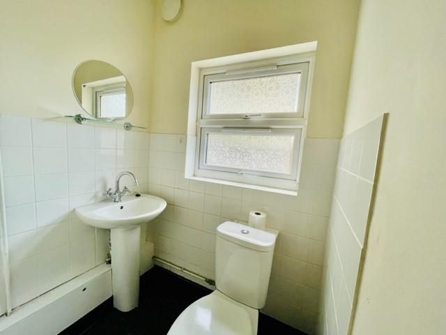 2 bed flat for sale in Glamis Street, Bognor Regis PO21, £179,950