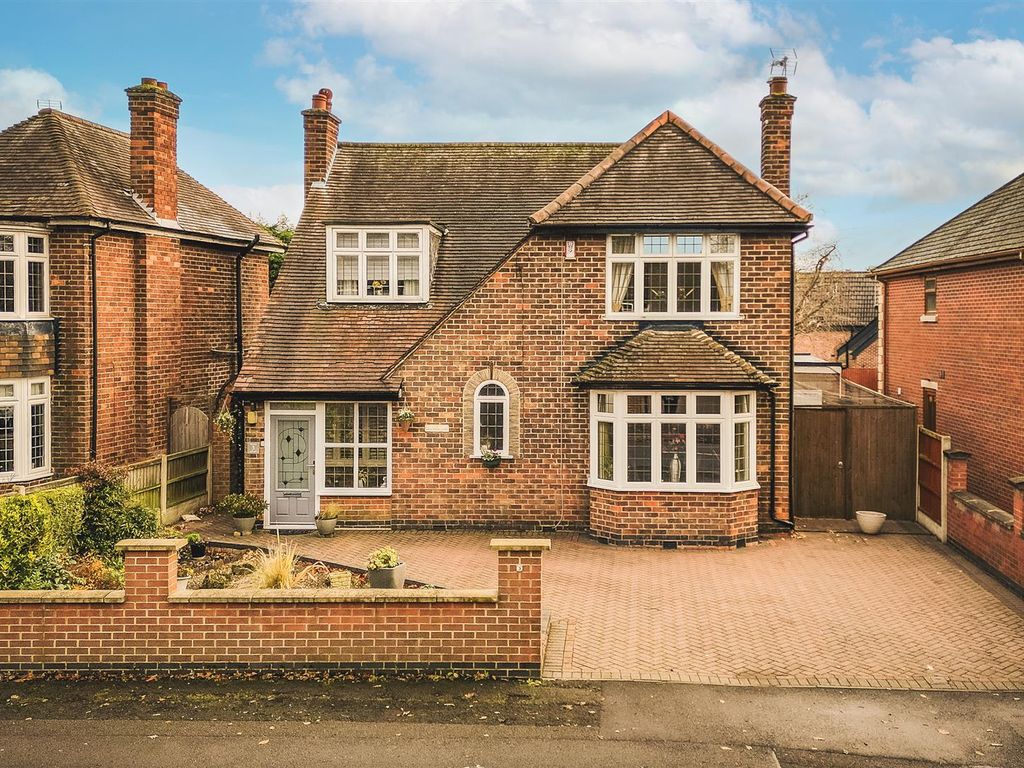 3 bed detached house for sale in Moorway Lane, Littleover, Derby DE23, £365,000