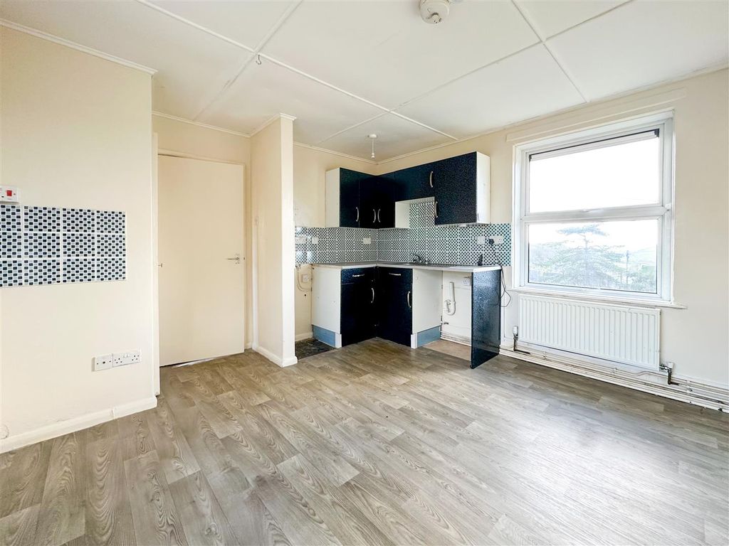 1 bed flat for sale in Parc An Dower, Helston TR13, £105,000