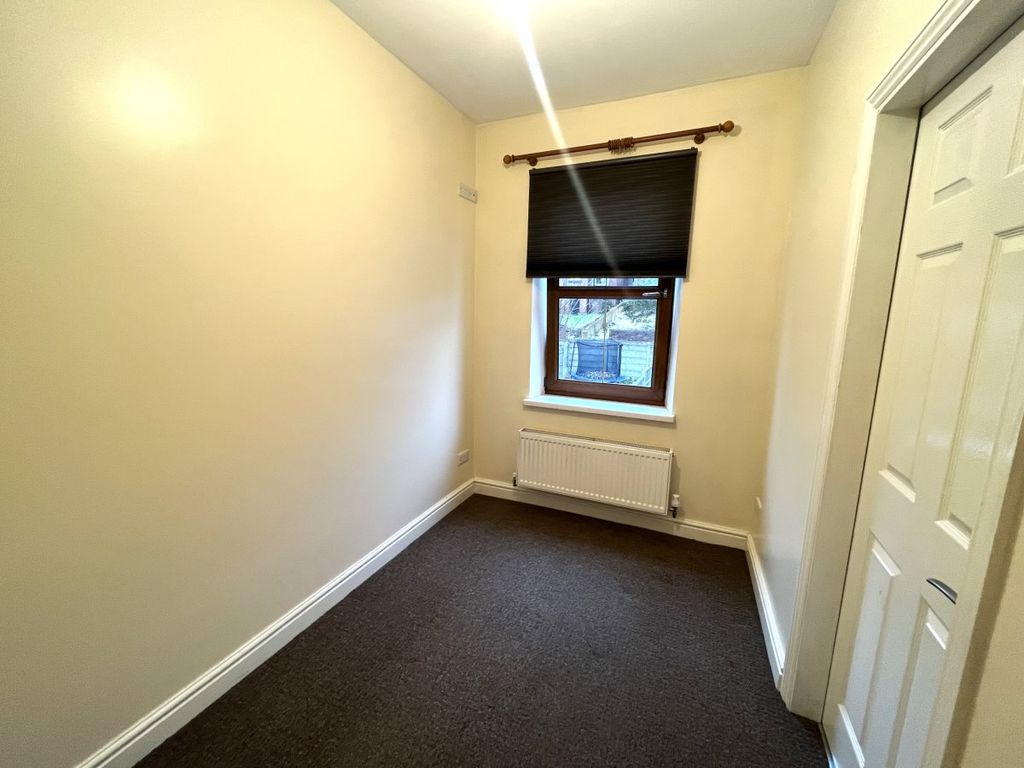3 bed property for sale in James Street, Barnsley S71, £120,000