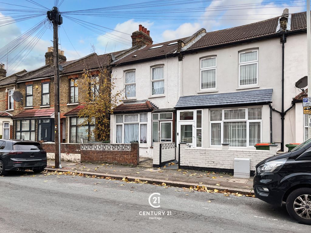 3 bed terraced house for sale in Fourth Avenue, London E12, £475,000