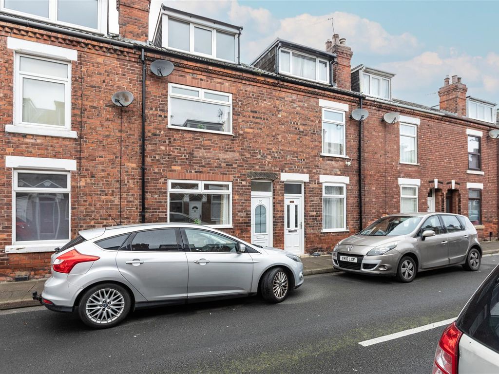 3 bed terraced house for sale in Manuel Street, Goole DN14, £109,000