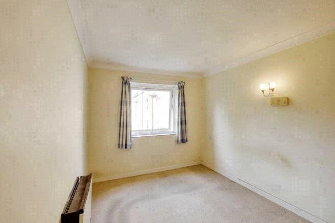 1 bed flat for sale in Wimborne Road, Bournemouth BH2, £72,000