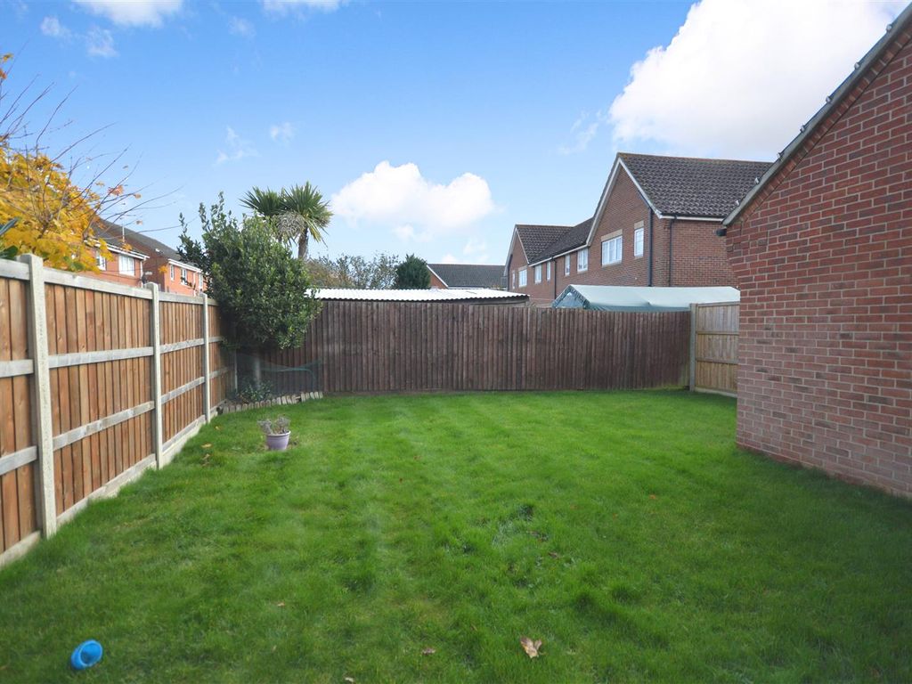 3 bed semi-detached house for sale in Douglas Close, Old Catton, Norwich NR6, £275,000