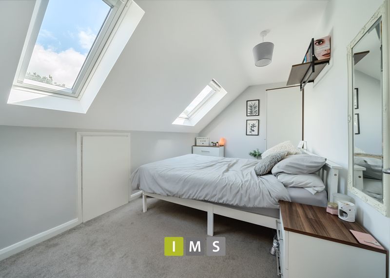 6 bed detached house for sale in Brickhill Way, Calvert, Buckingham MK18, £650,000