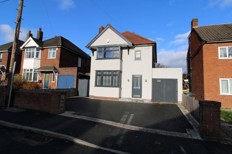 3 bed detached house for sale in Wentworth Road, Stourbridge DY8, £420,000