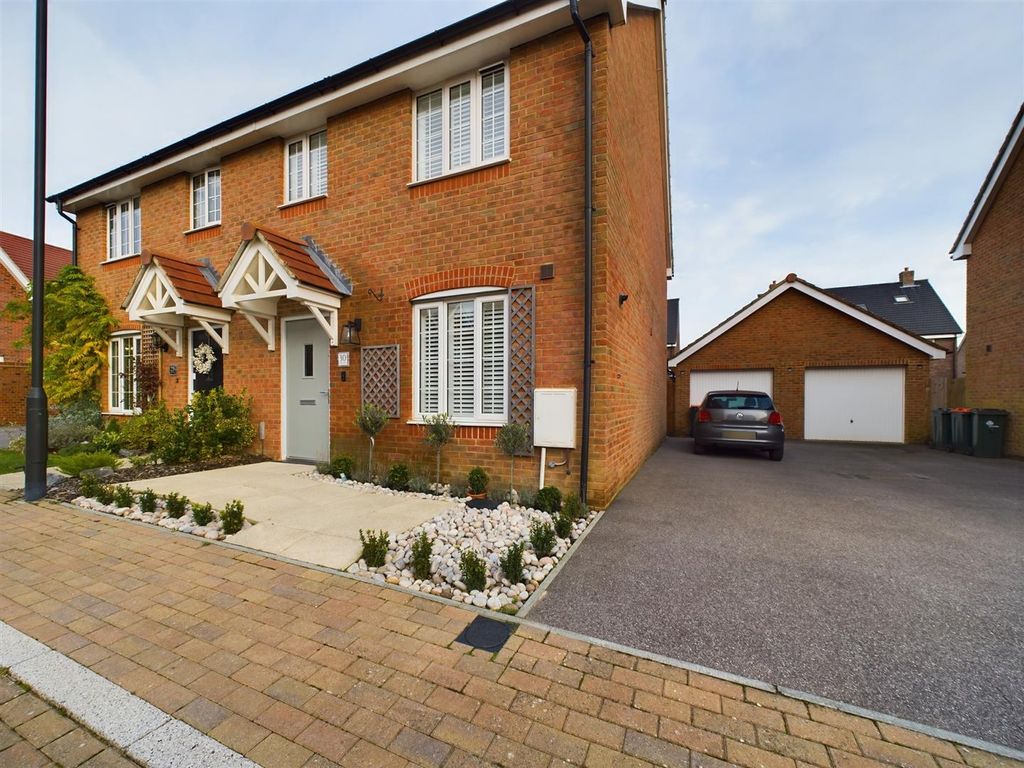 3 bed semi-detached house for sale in Jade Way, Crawley RH10, £435,000