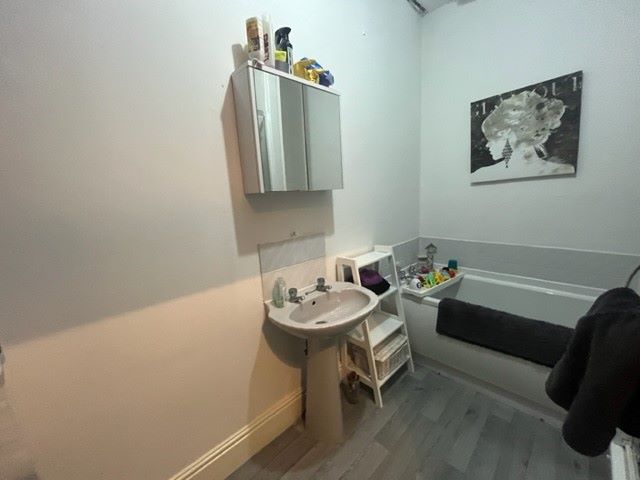 2 bed flat for sale in Flat 10 Griffin Court, Osborne Road, Pontypool NP4, £45,000