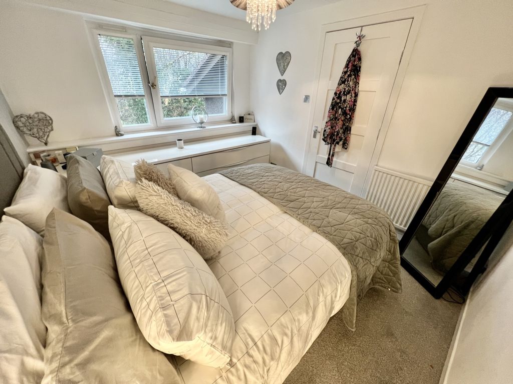 2 bed flat for sale in Glenmalloch Place, Elderslie, Johnstone PA5, £109,995