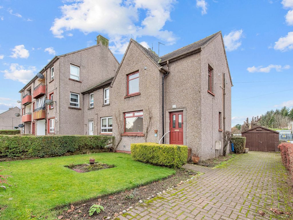 3 bed end terrace house for sale in Philip Avenue, Bathgate EH48, £118,000