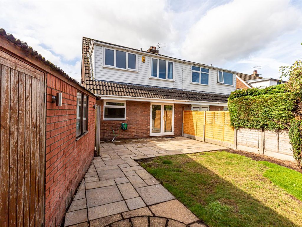 3 bed semi-detached house for sale in Parkland Close, Appleton Thorn, Warrington WA4, £275,000