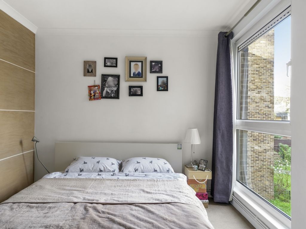 1 bed flat for sale in Christie Court, Hornsey Road, Archway N19, £380,000