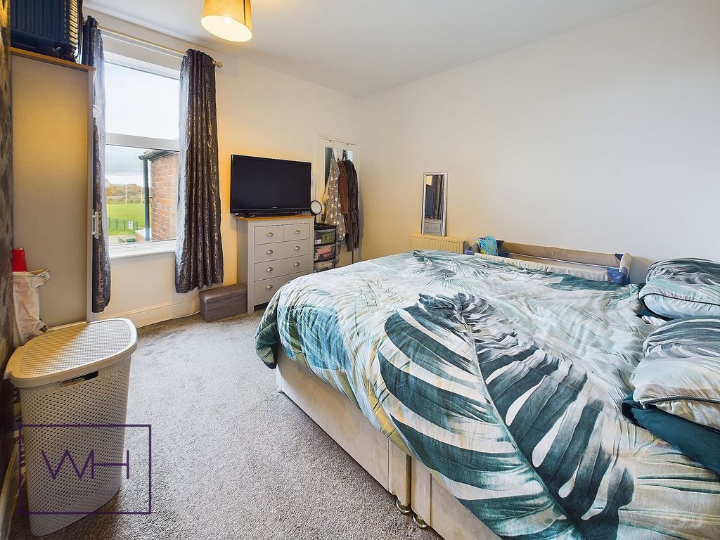 2 bed terraced house for sale in Bentley Road, Bentley, Doncaster DN5, £109,500