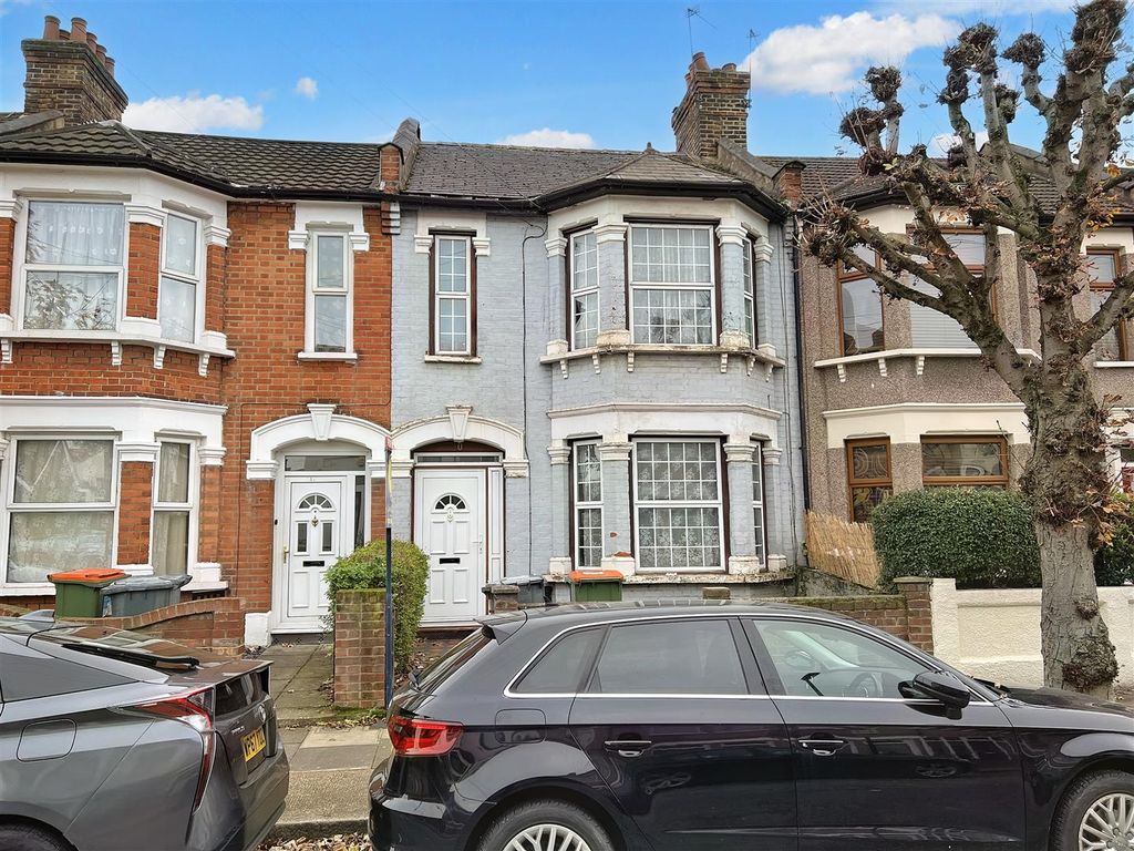 2 bed terraced house for sale in Tilbury Road, London E6, £392,000
