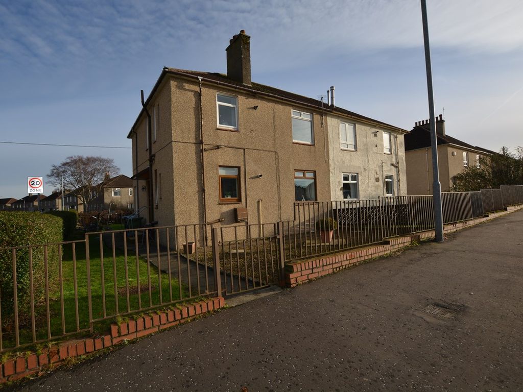 2 bed flat for sale in Gatehead Road, Crosshouse, Kilmarnock KA2, £69,995