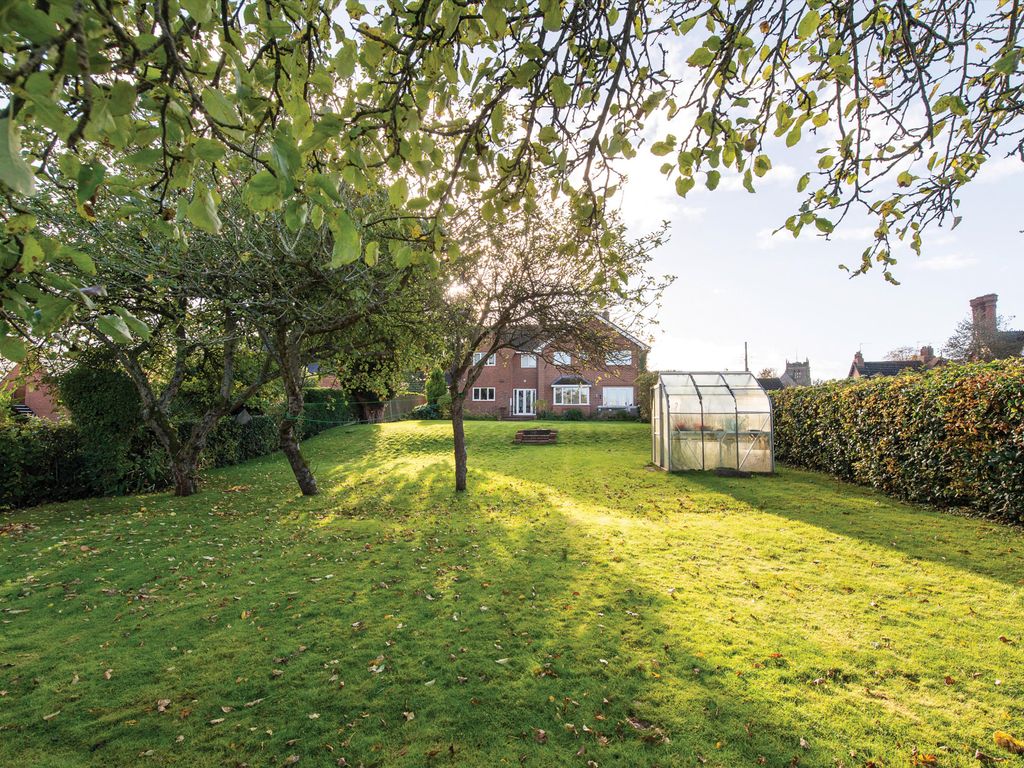 5 bed detached house for sale in Park Lane, Snitterfield, Stratford-Upon-Avon, Warwickshire CV37, £1,100,000