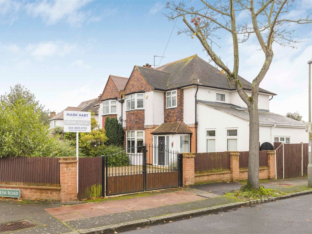 4 bed semi-detached house for sale in Southborough Road, Bromley BR1, £950,000