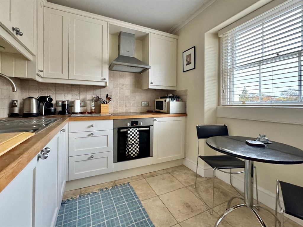1 bed flat for sale in Raby Place, Bathwick, Bath BA2, £300,000