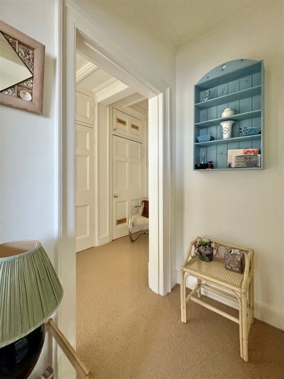 1 bed flat for sale in Raby Place, Bathwick, Bath BA2, £300,000
