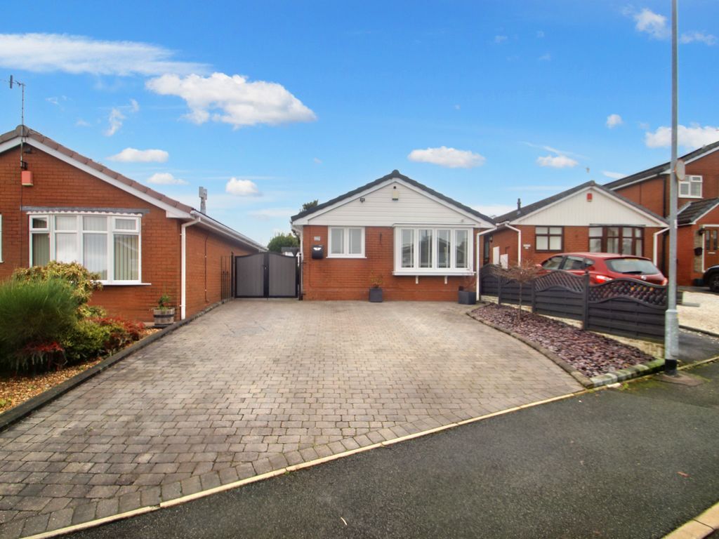 2 bed detached bungalow for sale in Chatsworth Drive, Werrington, Stoke-On-Trent ST9, £220,000