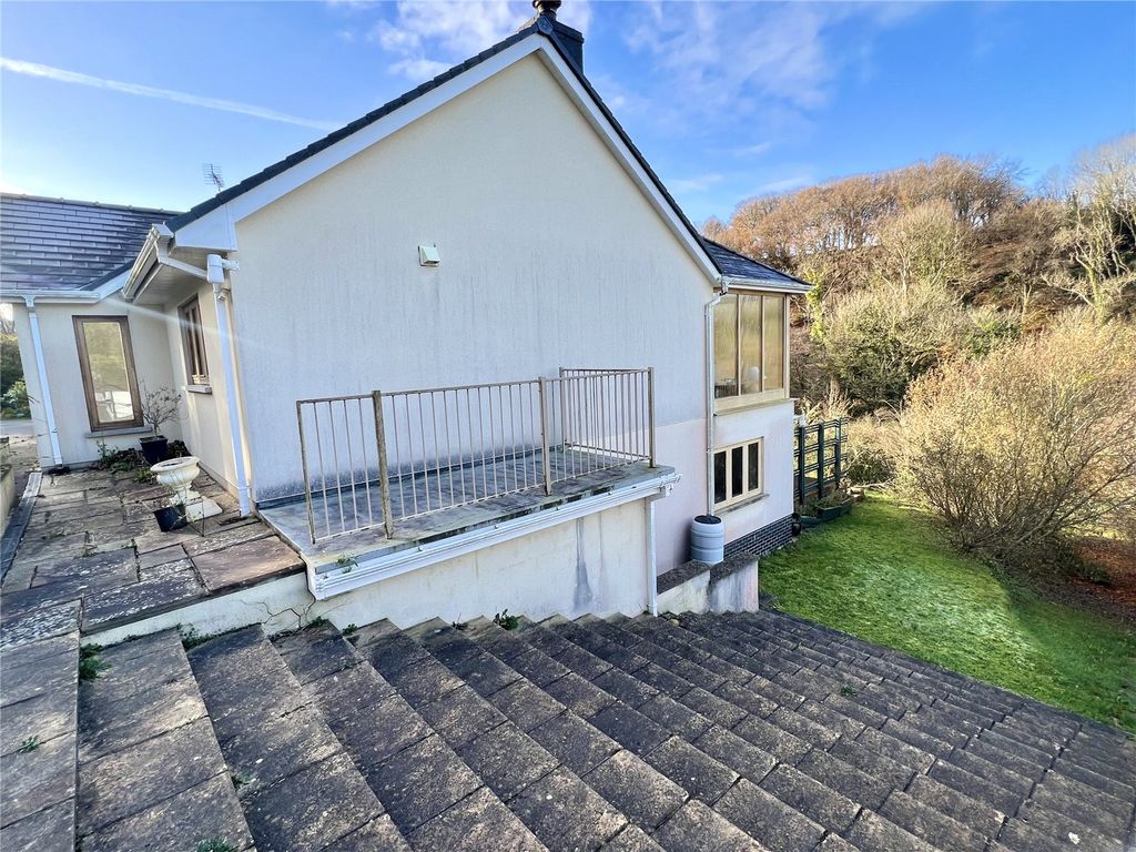 3 bed detached house for sale in Tresaith, Cardigan, Ceredigion SA43, £625,000
