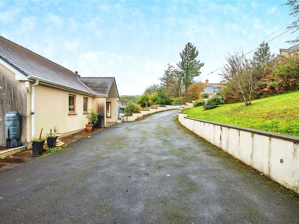 3 bed detached house for sale in Tresaith, Cardigan, Ceredigion SA43, £625,000