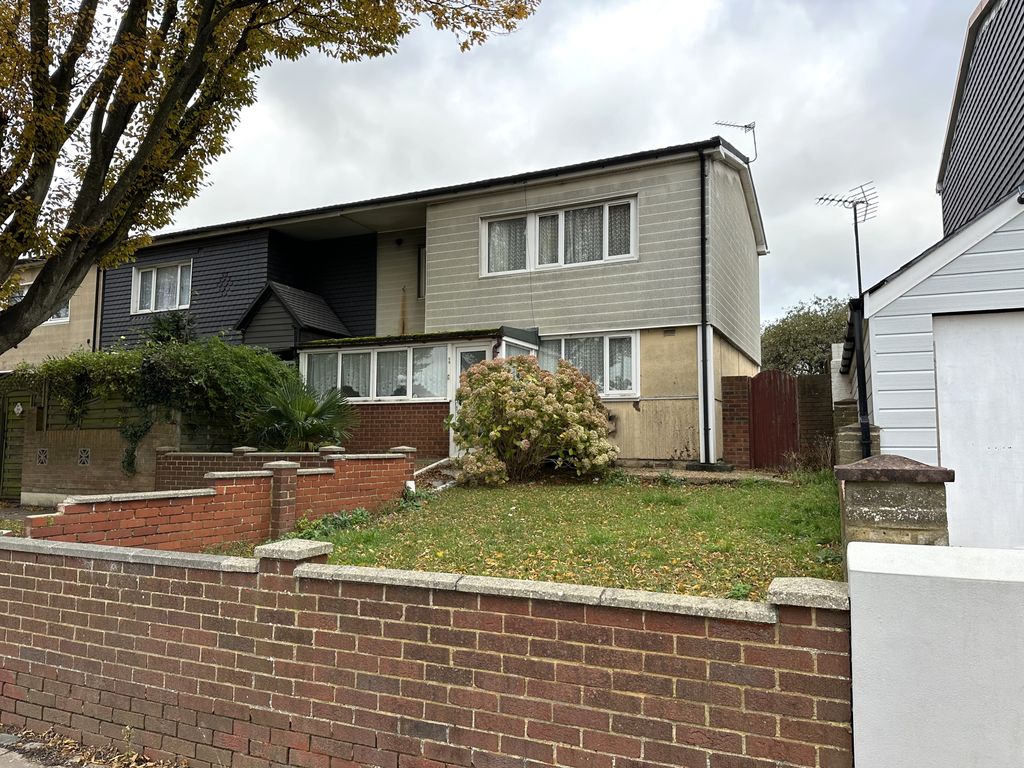 3 bed end terrace house for sale in Allaway Avenue, Cosham, Portsmouth PO6, £200,000