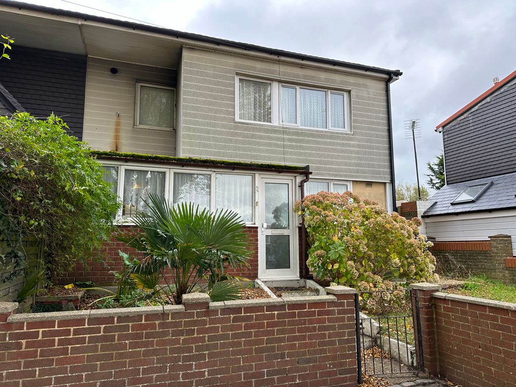 3 bed end terrace house for sale in Allaway Avenue, Cosham, Portsmouth PO6, £200,000