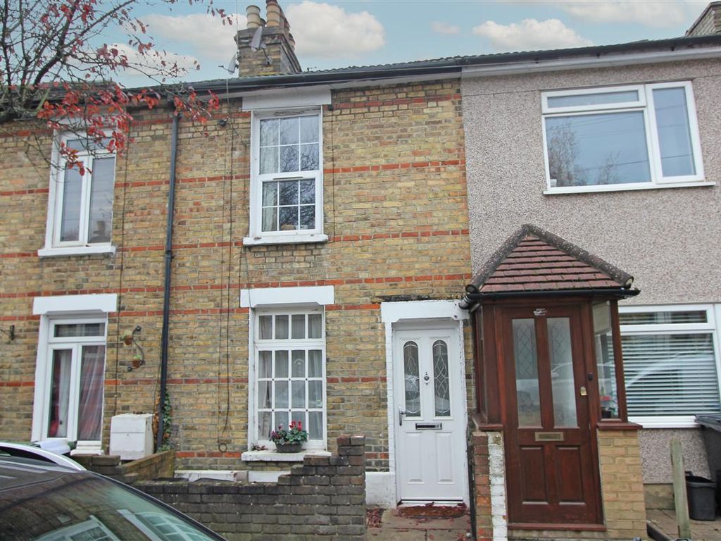 2 bed terraced house for sale in Chelsham Road, South Croydon CR2, £350,000