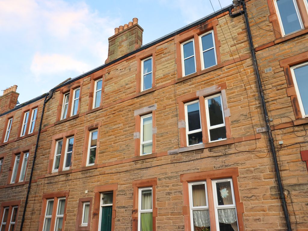 2 bed flat for sale in Downie Place, Musselburgh EH21, £135,000