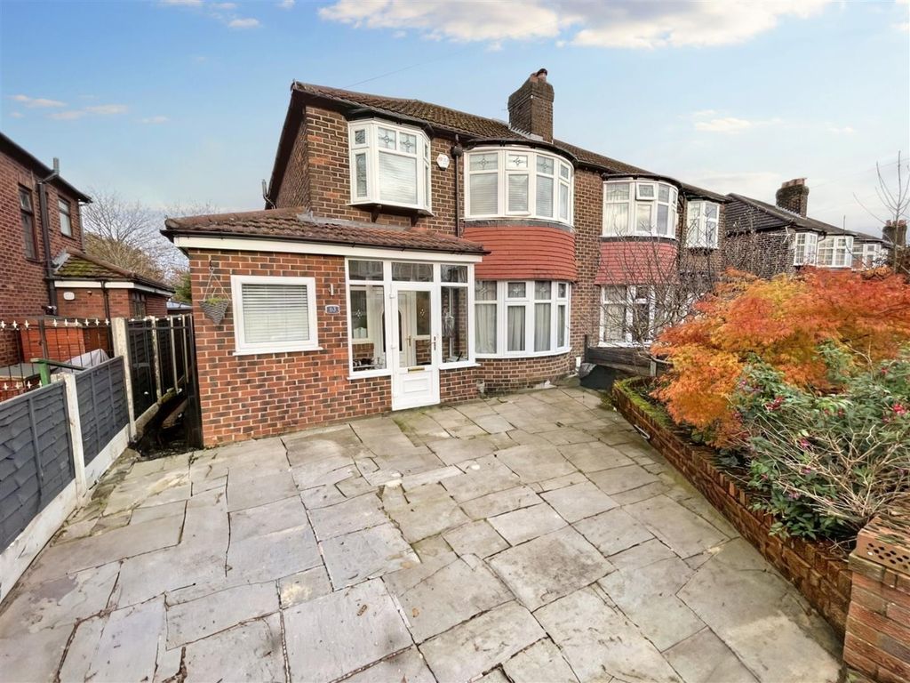 3 bed semi-detached house for sale in Barnfield Crescent, Sale M33, £590,000