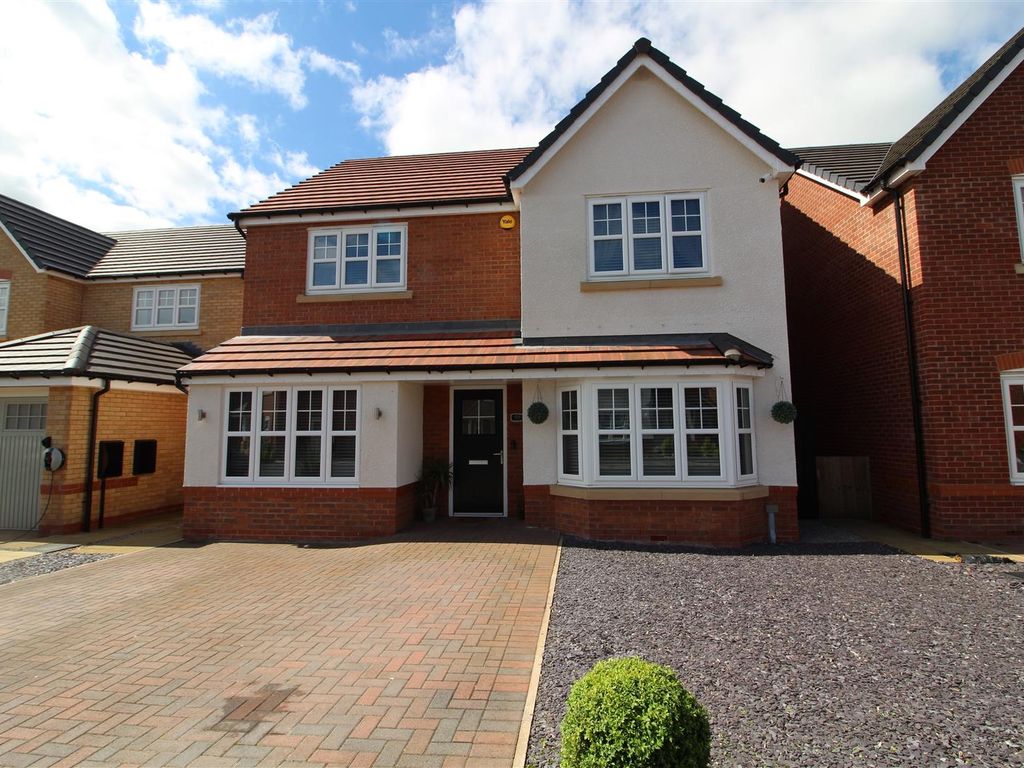 4 bed detached house for sale in Llys Y Groes, Wrexham LL13, £350,000