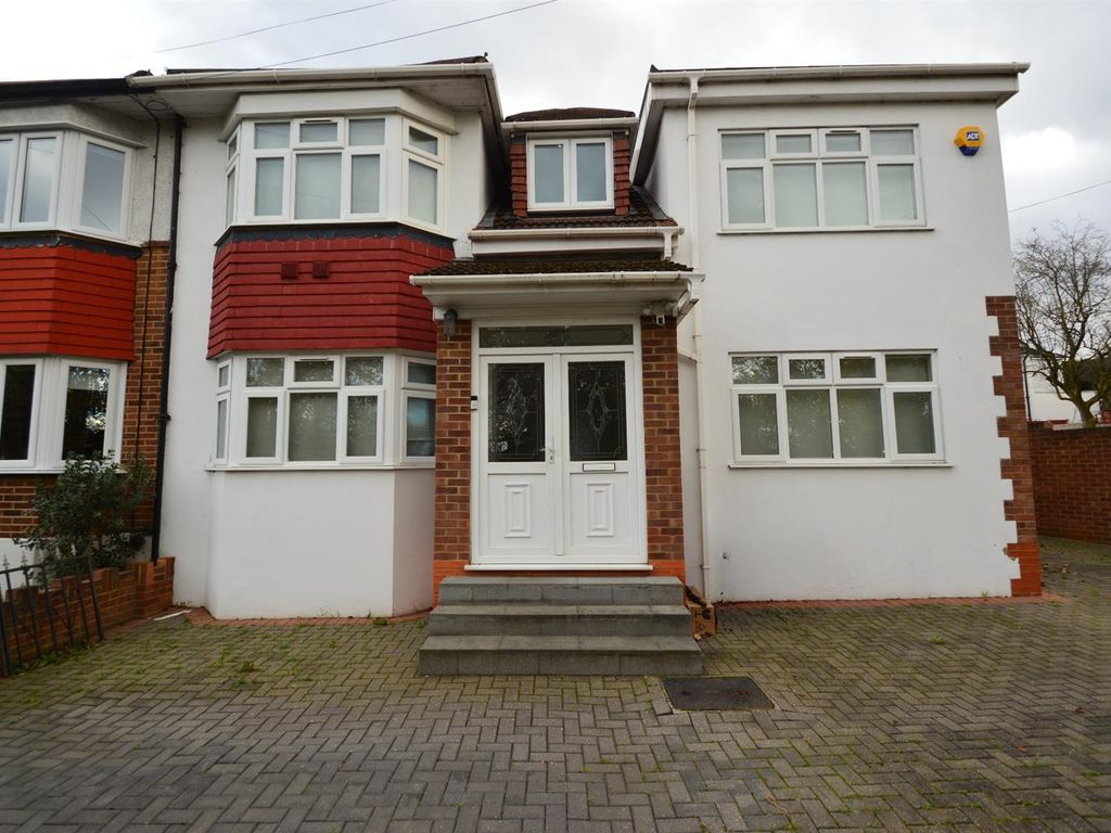 4 bed semi-detached house for sale in Roding Lane South, Redbridge IG4, £899,995