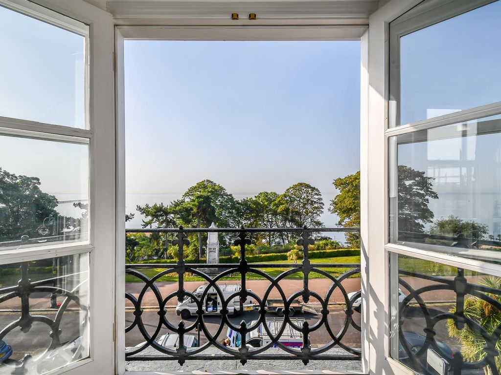 1 bed flat for sale in Clifftown Parade, Southend-On-Sea SS1, £295,000