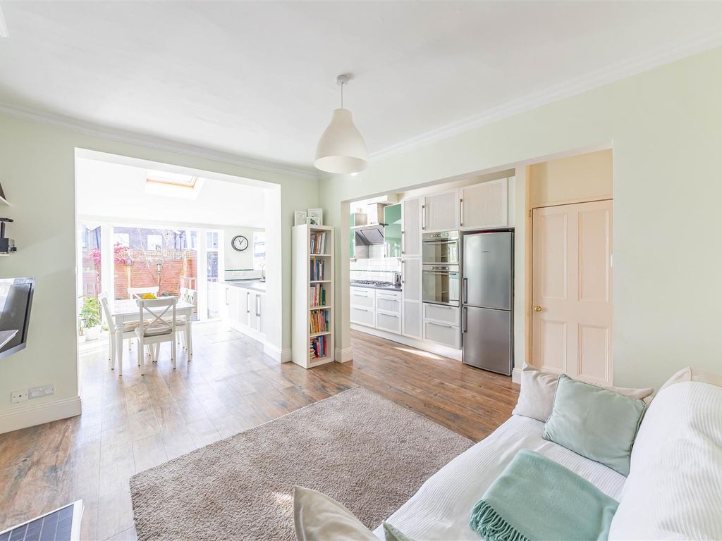 3 bed property for sale in Oak Road, Bishopston, Bristol BS7, £500,000