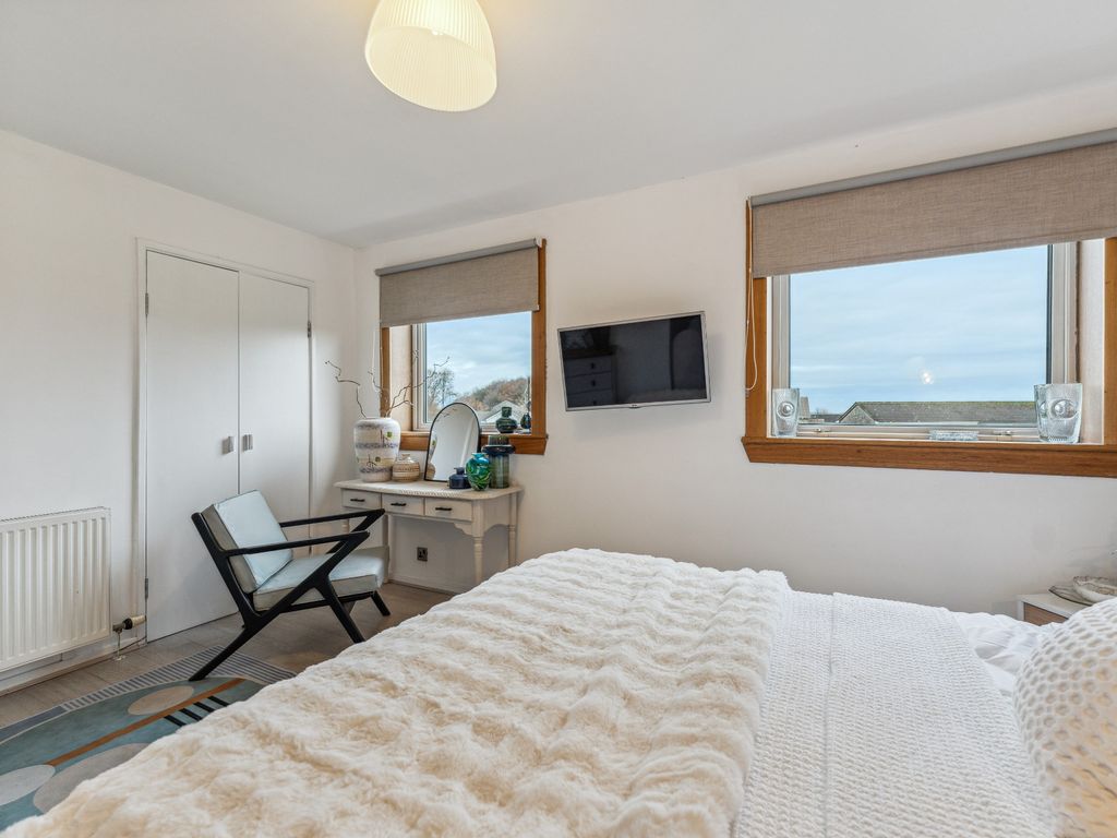 2 bed end terrace house for sale in Bonnyton Drive, Eaglesham, East Renfrewshire G76, £160,000