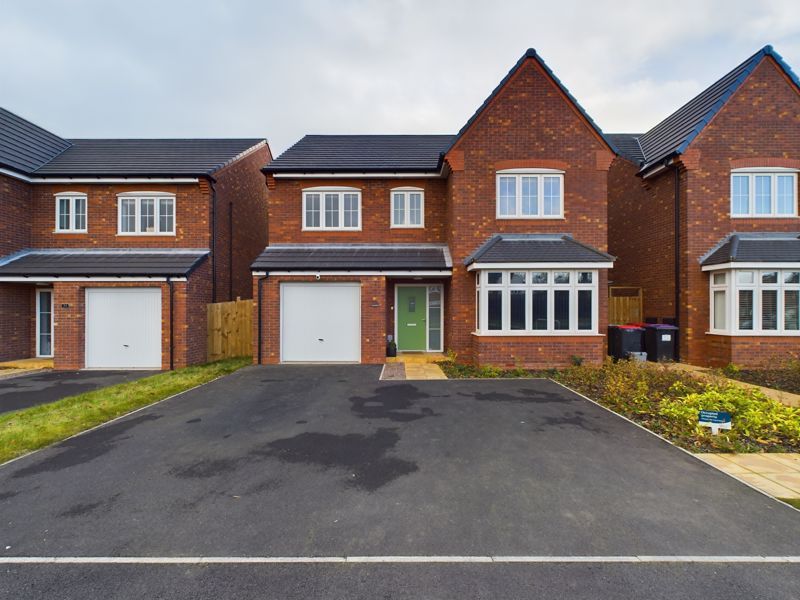 4 bed detached house for sale in Lewis Crescent, Wellington, Telford, Shropshire. TF1, £390,000