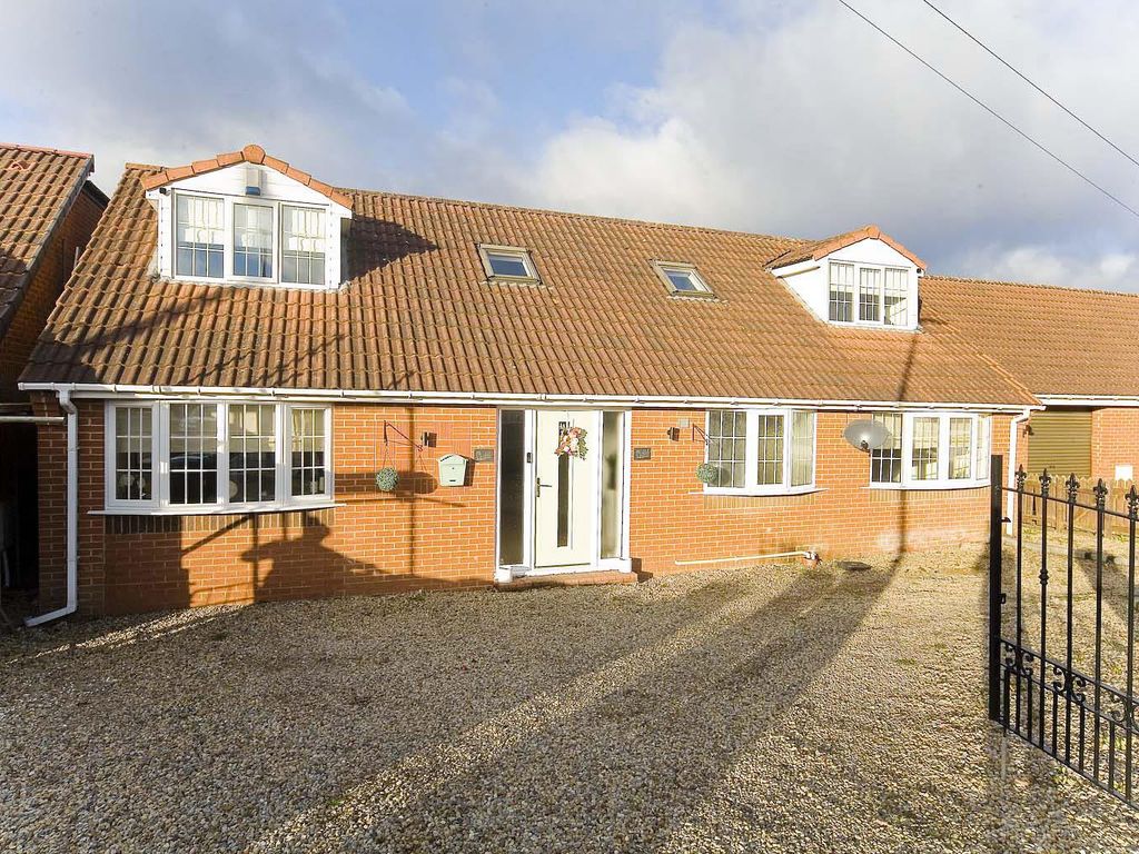 4 bed bungalow for sale in Daphne Crescent, Seaham SR7, £319,999