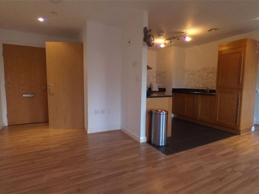 2 bed flat for sale in Junior Street, Leicester, Leicestershire LE1, £120,000