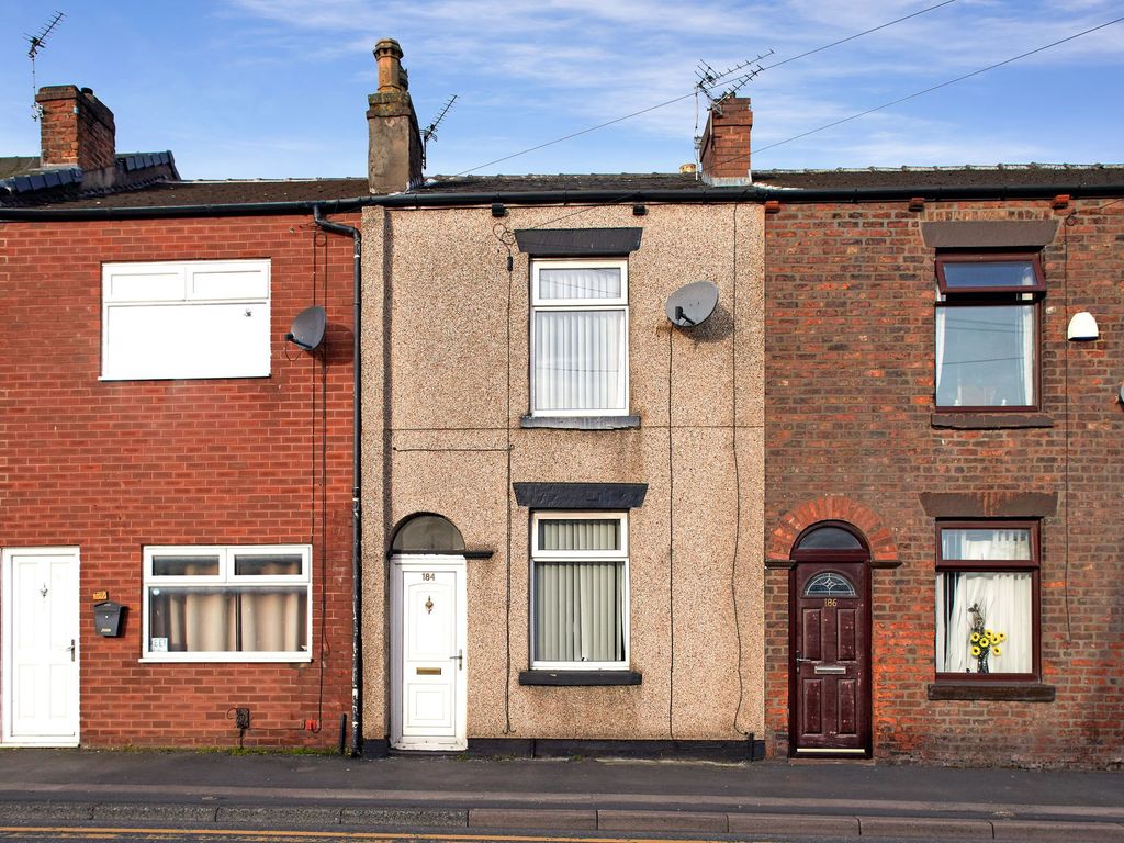 2 bed terraced house for sale in City Road, Wigan WN5, £90,000