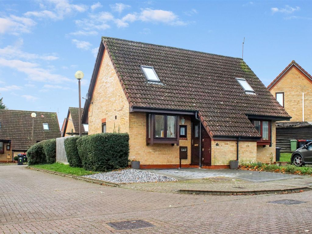1 bed semi-detached house for sale in Upton Grove, Shenley Lodge, Milton Keynes MK5, £67,500