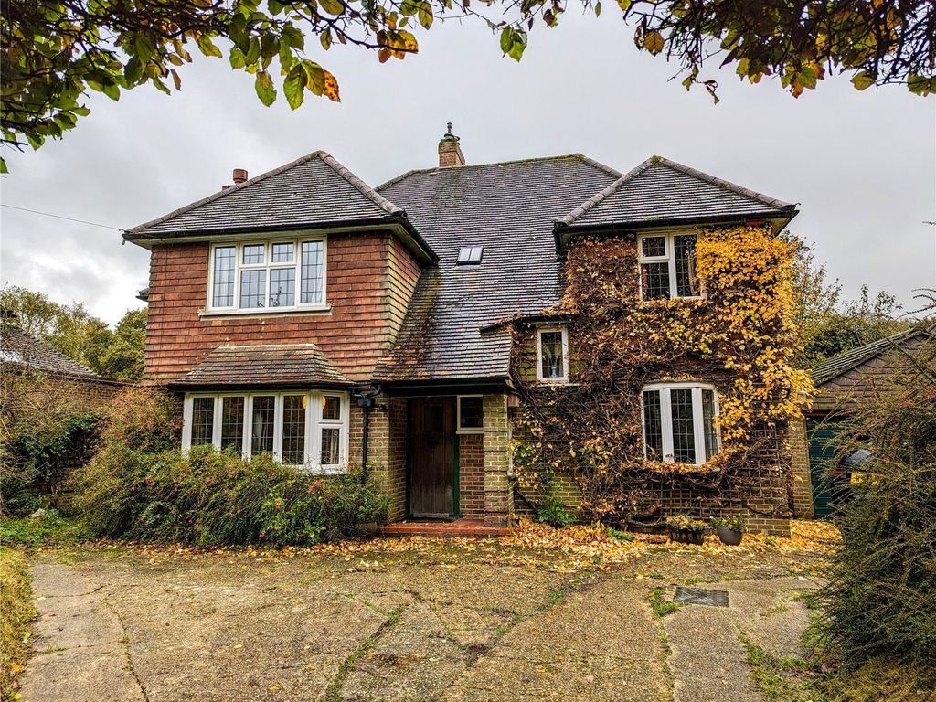 5 bed detached house for sale in Rabies Heath Road, Bletchingley RH1, £1,000,000