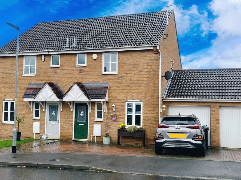 3 bed semi-detached house for sale in Cavendish Way, Grantham NG31, £229,995
