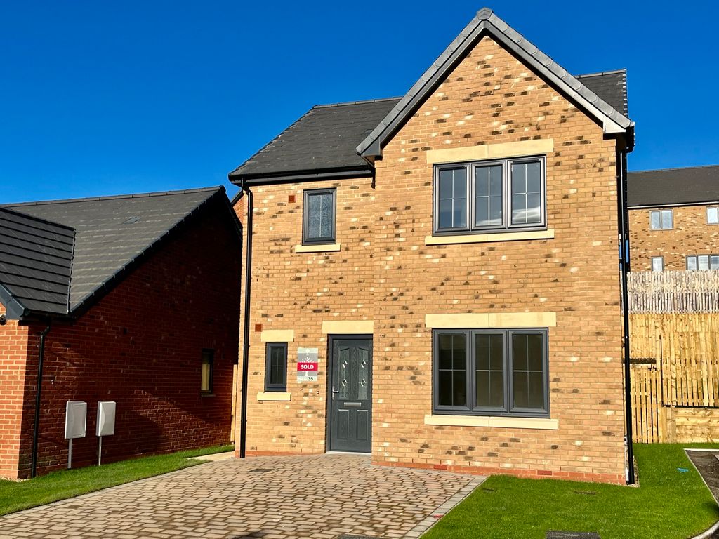 New home, 3 bed detached house for sale in Meadow Walk, Farries Field, Stainburn, Workington CA14, £84,700