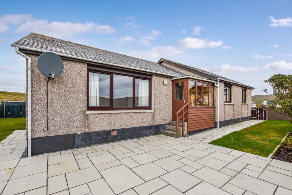3 bed detached bungalow for sale in Lonabrak, Swarthoull, Hillswick, Shetland ZE2, £115,000