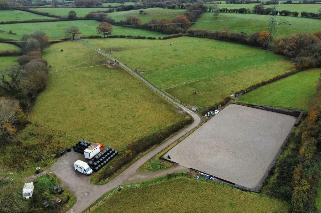 Equestrian property for sale in Peterston-Super-Ely, Cardiff CF5, £410,000