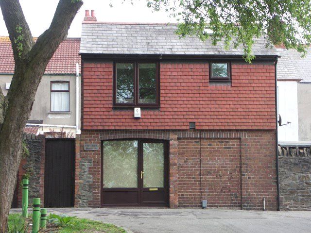1 bed detached house for sale in Gelligaer Gardens, Cathays, Cardiff CF24, £165,000